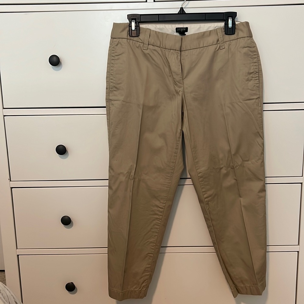 Size 4 perfect condition, worn twice, dress capri from JCrew